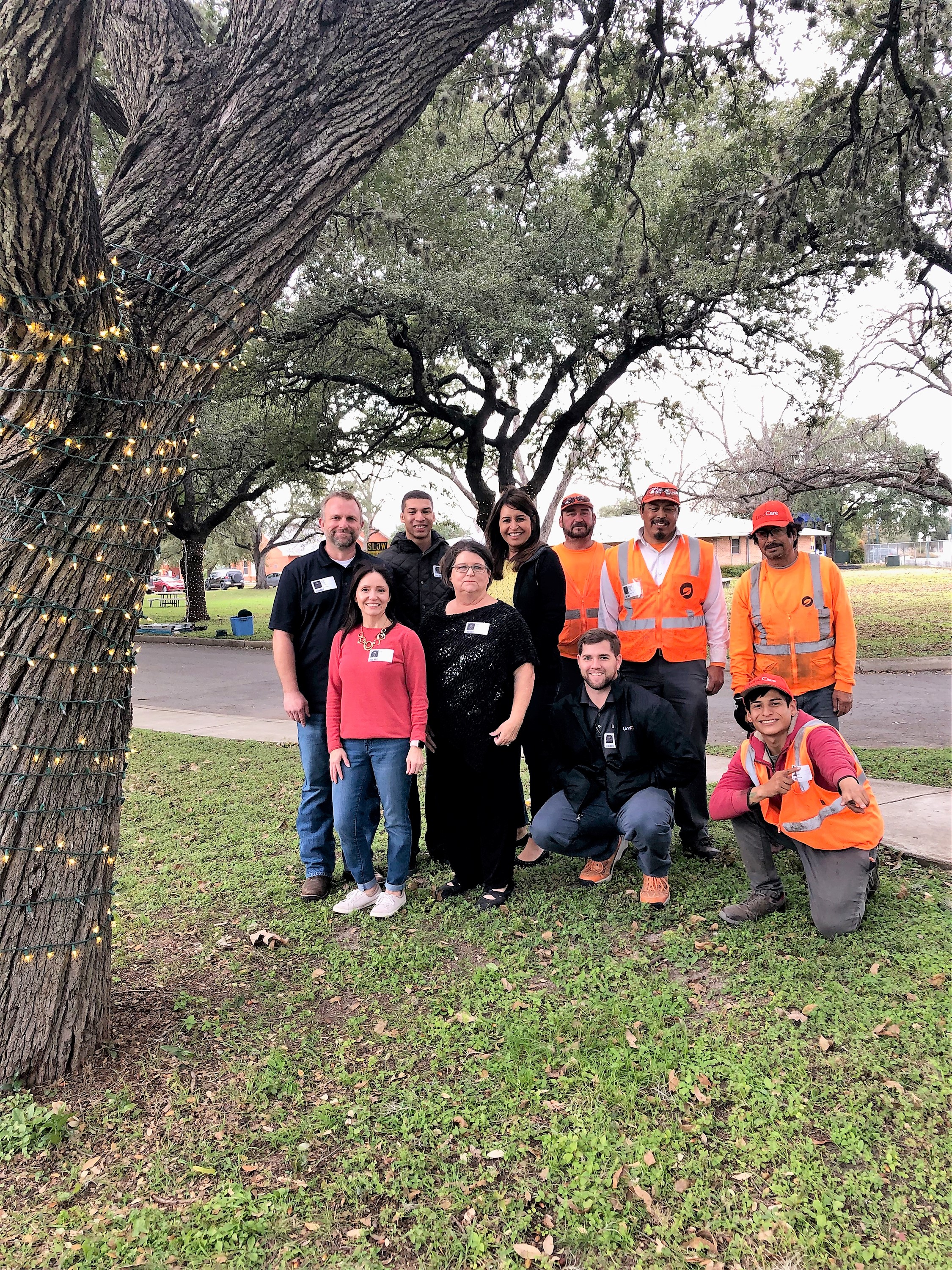 LandCare San Antonio & BOMA give St. PJ’s a holiday makeover